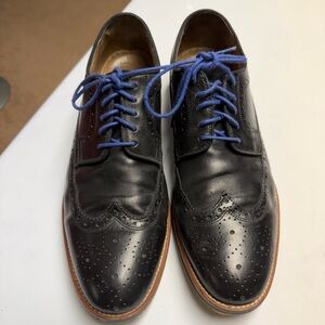 Johnston & Murphy Wingtip Black with Blue Laces